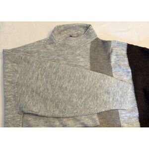 BKE Long Sweater,‎ Womens medium/large Oversized Tunic, Soft, Stretchy, Grays